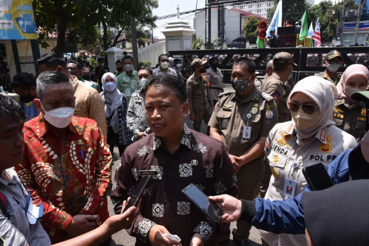 Buruh Minta Naik Upah Imbas BBM Naik, Sekda Depok Serap Seluruh Aspirasi