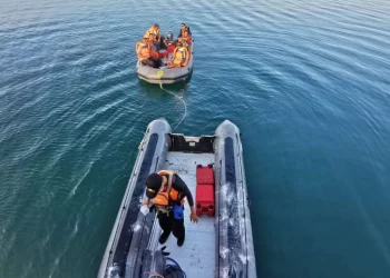 Kapal Bawa 48 Orang Tenggelam di Buton Tengah, 15 Tewas-33 Selamat