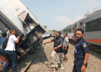 32 Orang Terluka Ringan Akibat Anjloknya Rangkaian Kereta Api 17 Argo Semeru