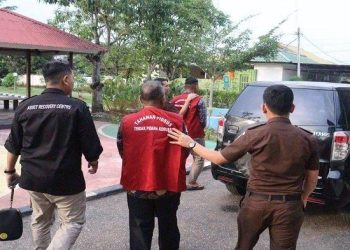 Kades dan Sekdes Kalbar Korupsi Rp 800 Jt Untuk Main Judi Slot