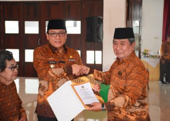 Wali Kota Metro Hadiri Puncak HUT ke-62 PWRI: Apresiasi dan Harapan untuk Para Pensiunan PNS