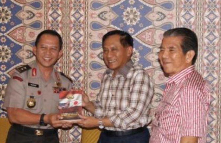 Komjen. Pol. (Purn.) Drs. Arif Wachyunadi Merawat Semangat Polisi Istimewa bagi Polri dan Indonesia