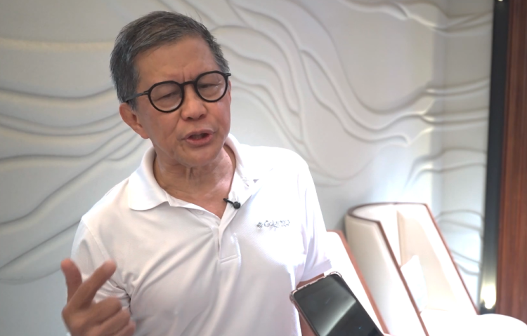 Rocky Gerung Apresiasi Kakorlantas, Anggap Kebijakan Ini Sinyal Baik untuk Polri