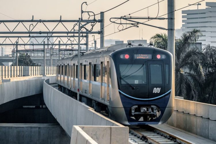 Kabar Baik! Pekerja Bergaji Maksimal Rp6,2 Juta di Jakarta Bisa Nikmati Layanan MRT, LRT, dan Transjakarta Gratis