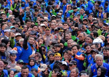 Apel Ojol di Bandung, Kapolri Ajak Driver Jadi Mitra Strategis Polri & Bangun Budaya Tertib Berlalu Lintas 1