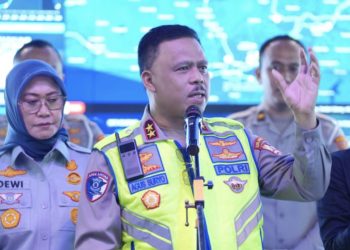 Kepala Korps Lalu Lintas (Kakorlantas) Polri Inspektur Jenderal Polisi Agus Suryonugroho mengecek kesiapan Smart City Yogyakarta