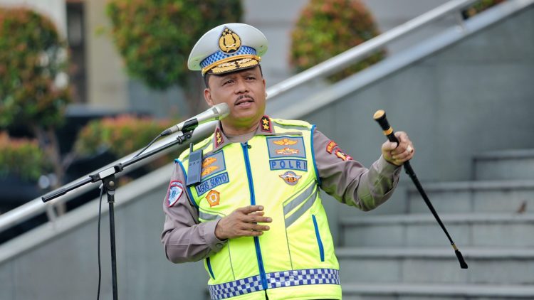Amankan Jalur Vital: Kakorlantas Irjen Agus Percepat Pemulihan Akses Daerah Terisolasi Banjir dengan Taktik Pathfinder