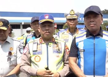 Kakorlantas Polri terima 15 kendaraan PJR dari PT Jasa Marga sebagai dukungan Operasi Ketupat 2026 demi kelancaran mudik dan keselamatan pengguna jalan.