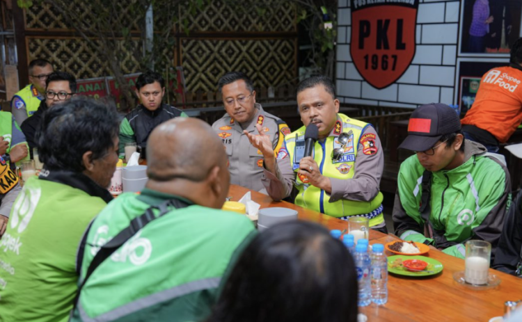 Kakorlantas Polri Irjen Agus Suryonugroho Dukung Ide Warung Ojol Kamtibmas