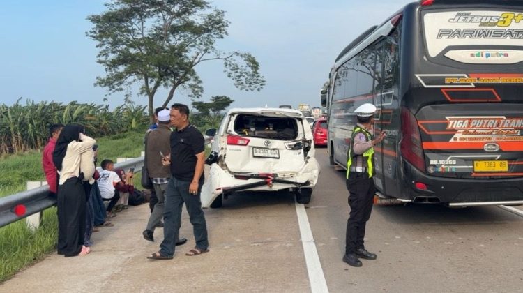Strategi Humanis Polri di Jalur Mudik Sumatera: Edukasi Sopir dan Manajemen Parkir