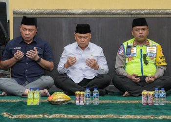 Momentum Ramadan: Kakorlantas dan Menhub Berbagi Berkah di Command Center Tol Jape