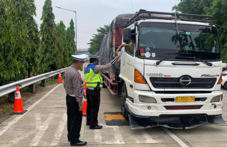 Tekan Ego Bisnis Jangka Pendek, Korlantas Gandeng Perusahaan Logistik Tertibkan ODOL