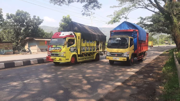Keselamatan di Atas Segalanya: Mengapa Pengemudi Harus Patuhi Aturan Muatan