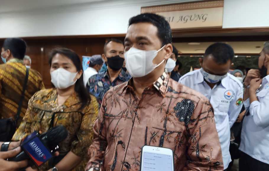Ahmad Riza Patria selaku Wakil Gubernur DKI Jakarta mengakui adanya permintaan dana hibah dari daerah penyangga