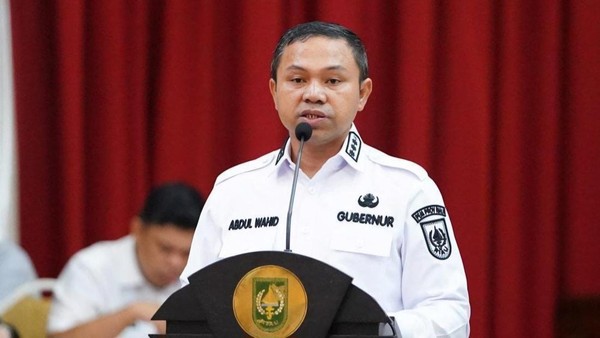 Gubernur Riau ditangkap KPK