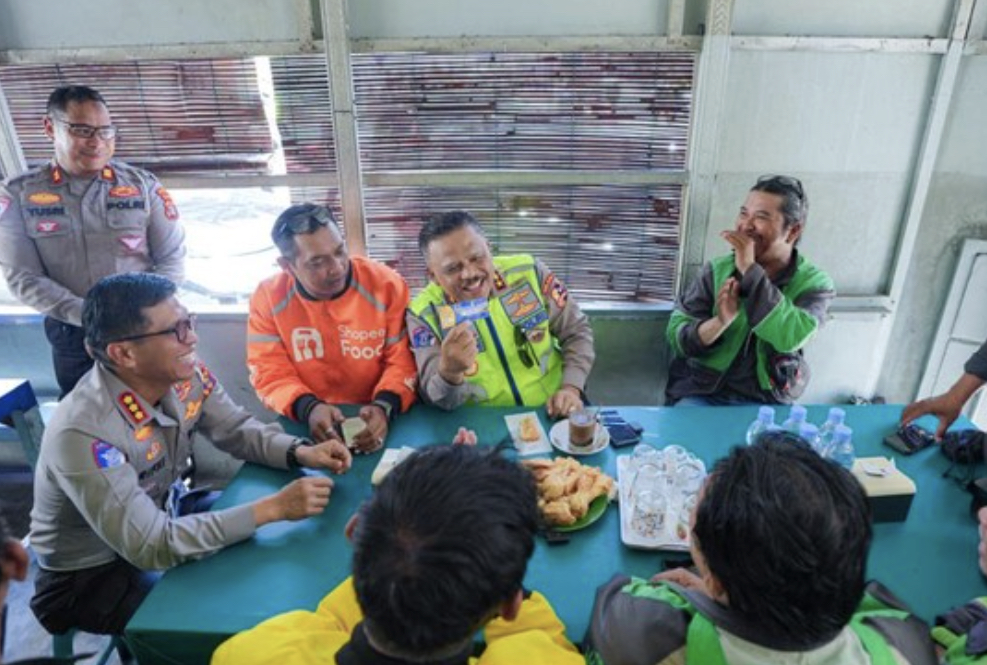 Kakorlantas Menyapa Driver Ojol Kamtibmas Polda Kaltim, Pererat Sinergi