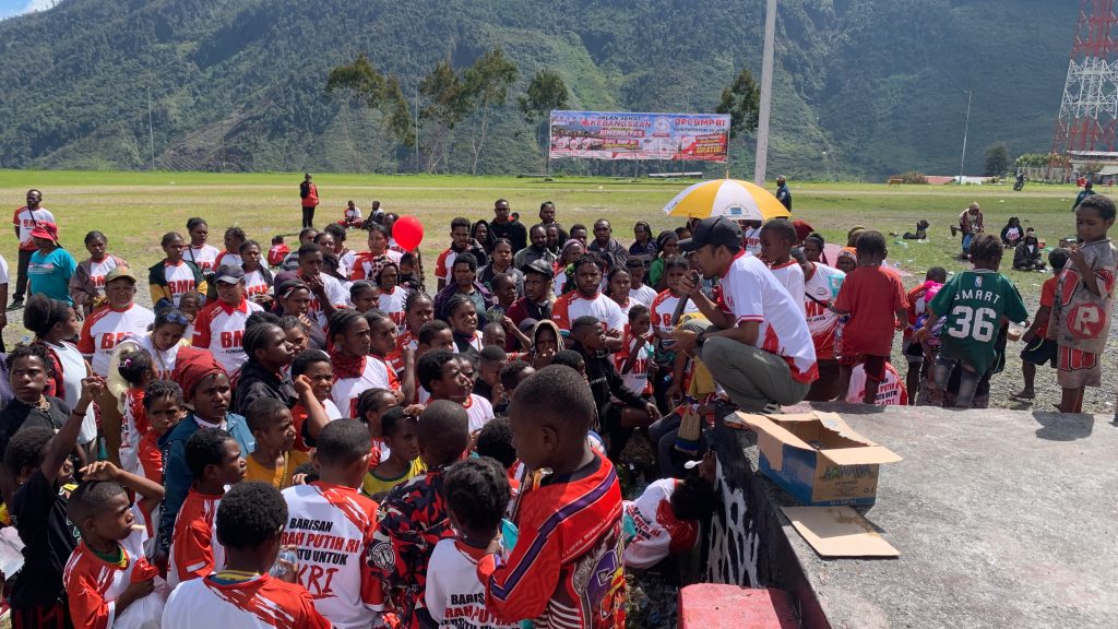 Perkuat Sinergitas, DPC BMP RI Puncak Jaya Gelar Jalan Sehat Kebangsaan